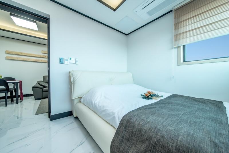 Jeju Skyhill Pension Seogwipo Eksteriør billede